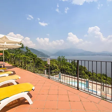 Panorama Sul Maggiore Apartment Oggebbio