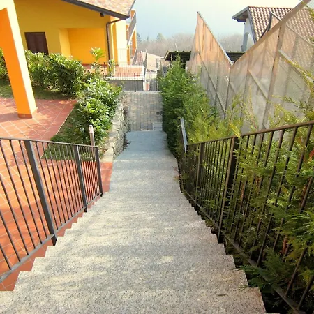 Διαμέρισμα Oggebbio Getaway With Views