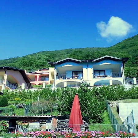 Διαμέρισμα Oggebbio Getaway With Views