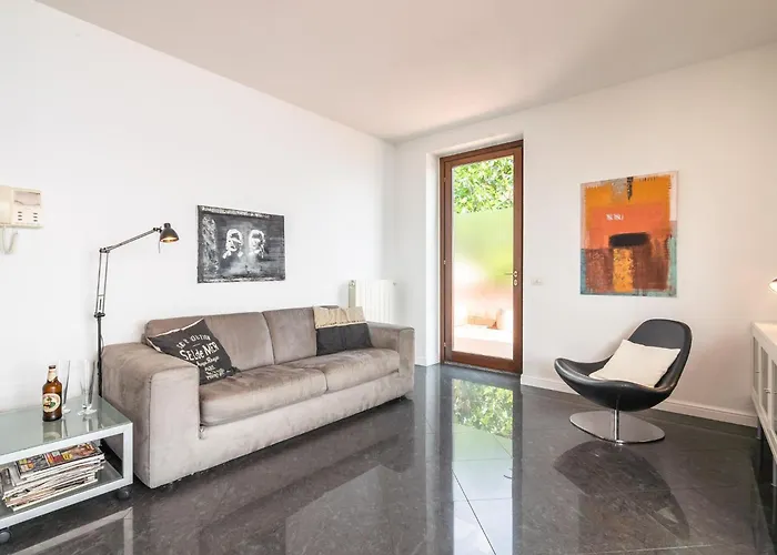 Oggebbio Getaway With Views Apartament *