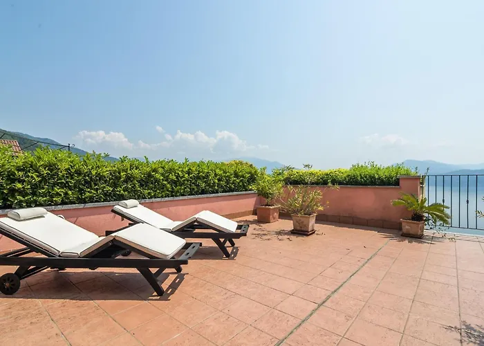 Oggebbio Getaway With Views *