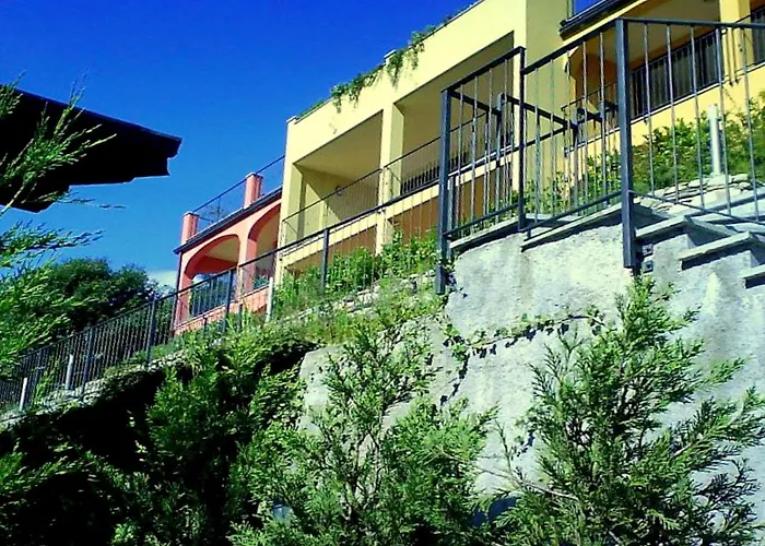 Oggebbio Getaway With Views Apartament Oggebbio