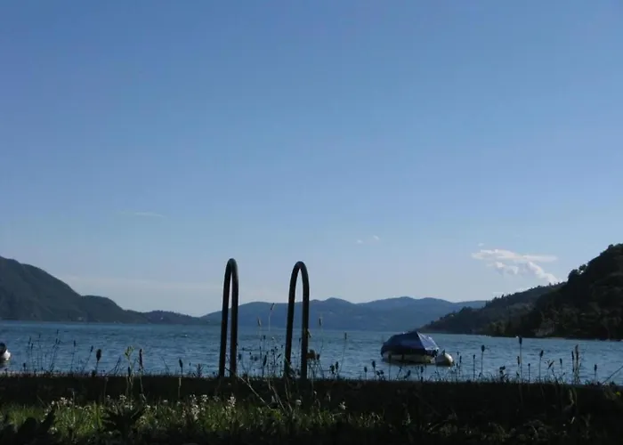 Oggebbio Getaway With Views * Oggebbio