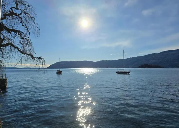 Oggebbio Getaway With Views Διαμέρισμα *